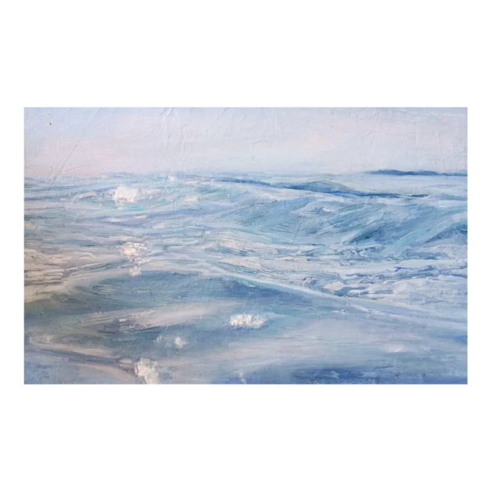 “the_glints_on_the_blue_liquid_surface”